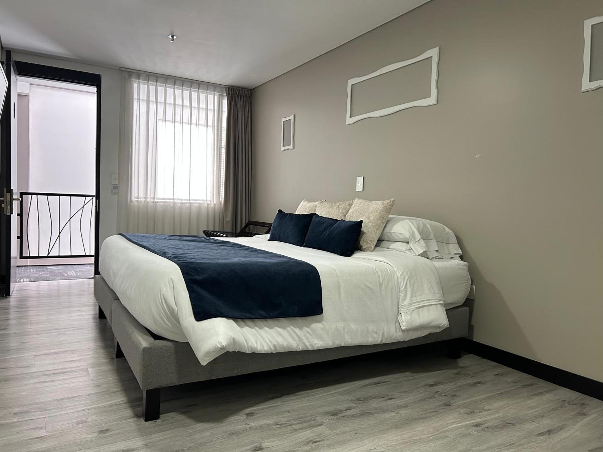 Hotel Wlh Silver Corferias Bogotá Dış mekan fotoğraf