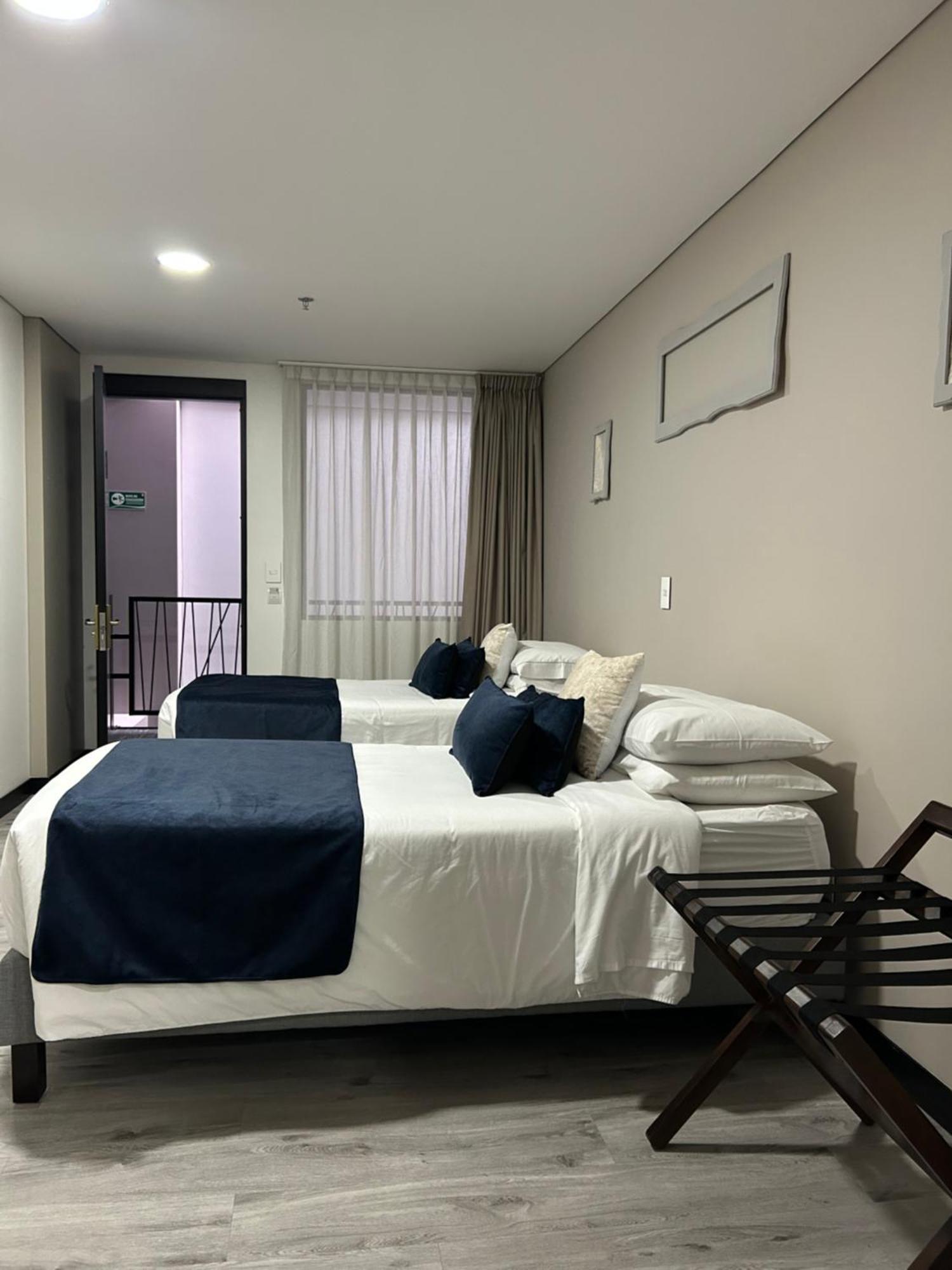 Hotel Wlh Silver Corferias Bogotá Dış mekan fotoğraf