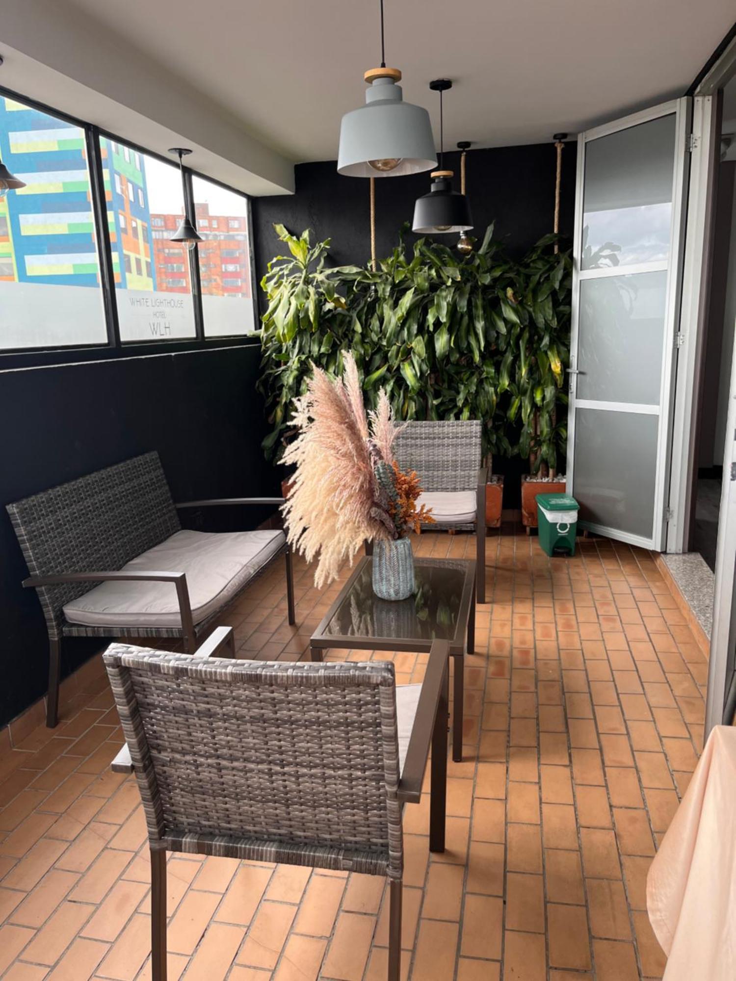 Hotel Wlh Silver Corferias Bogotá Dış mekan fotoğraf