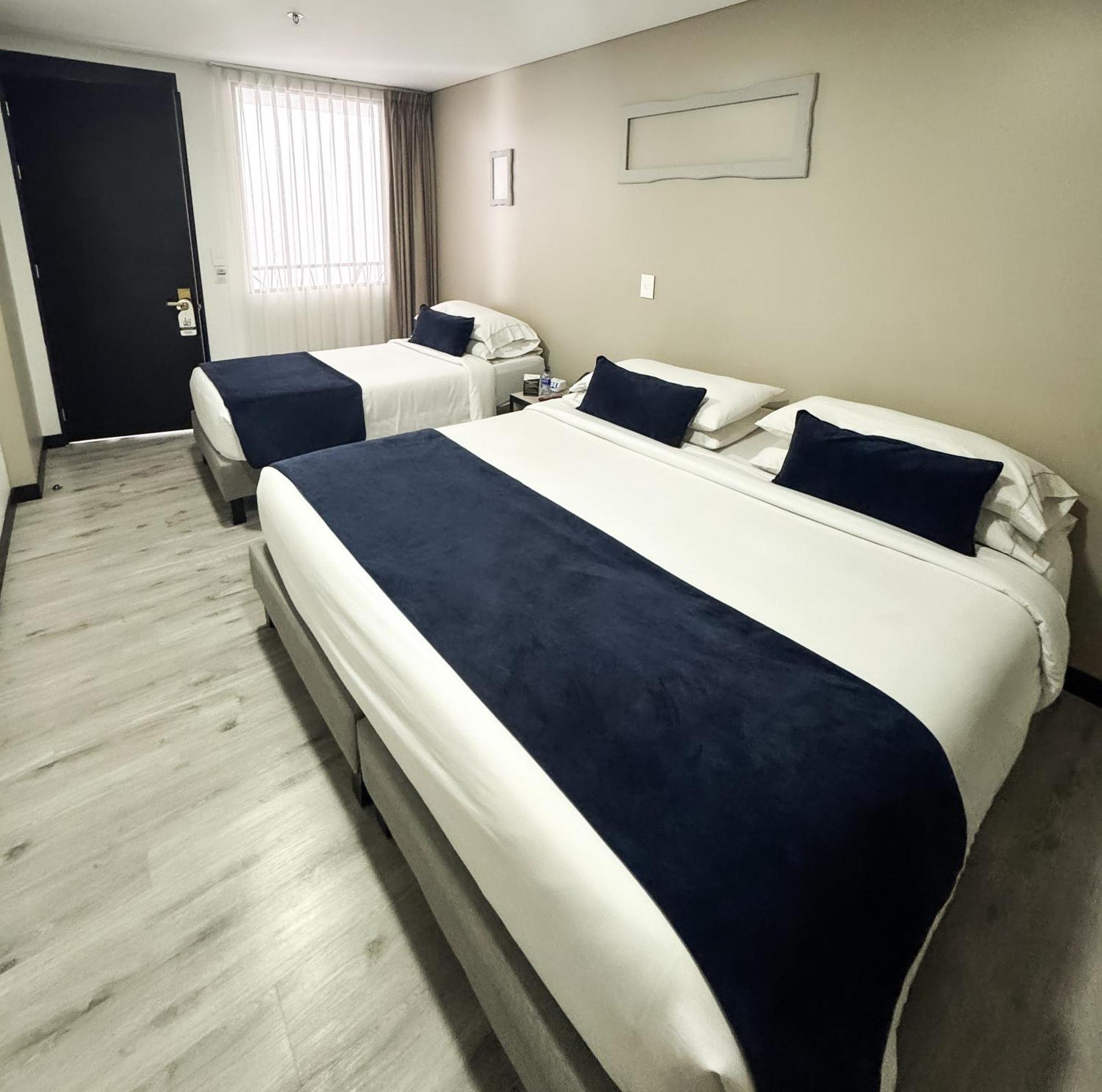 Hotel Wlh Silver Corferias Bogotá Dış mekan fotoğraf