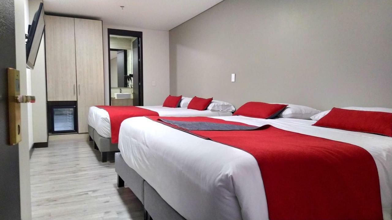 Hotel Wlh Silver Corferias Bogotá Dış mekan fotoğraf